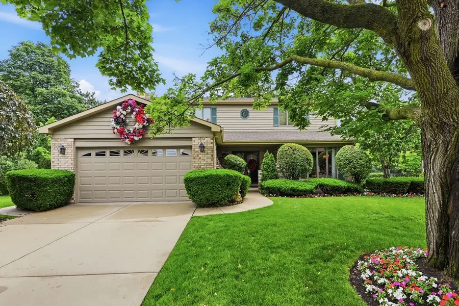 1411 W Allison Court, Arlington Heights, IL 60005 - #2