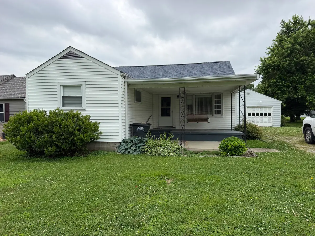 409 Wortby Street, Odin, IL 62870 - #1