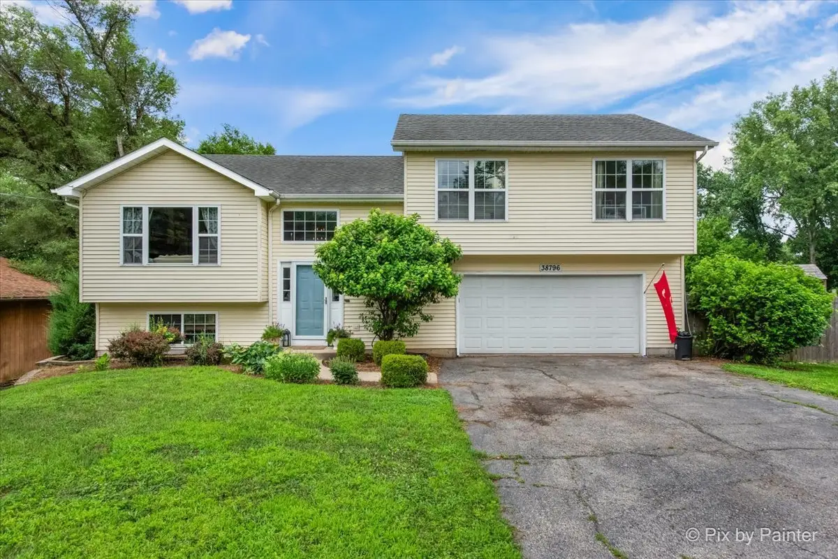 38796 N Kenmore Road, Antioch, IL 60002 - #1