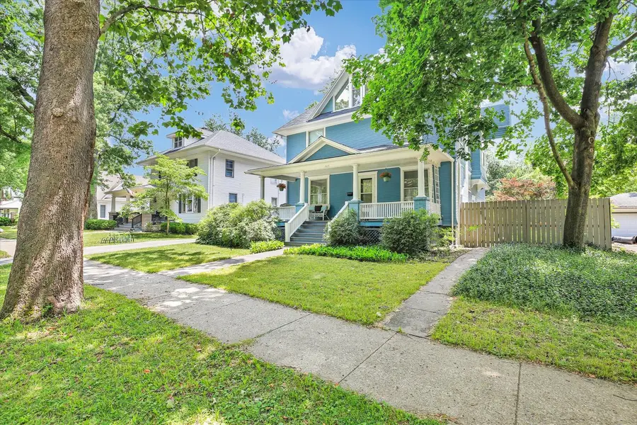 603 W Illinois Street, Urbana, IL 61801 - #3