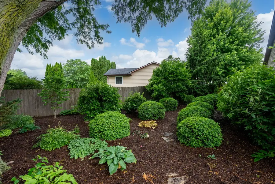 4405 Montclair Court, Bettendorf, IA 52722 - #3