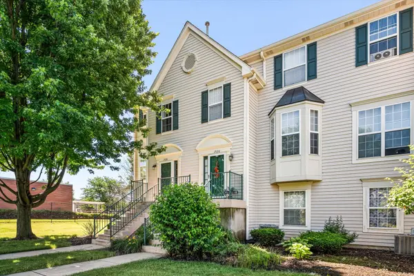 1924 Grandview Place, Montgomery, IL 60538
