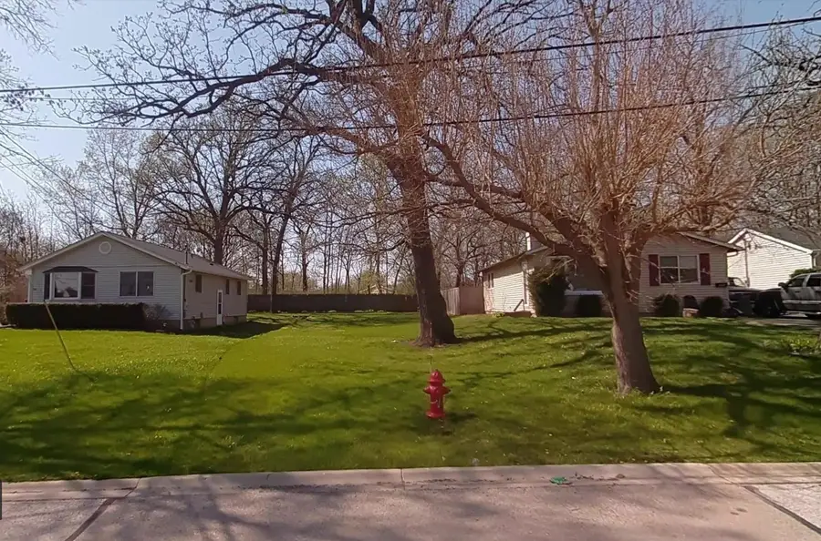 520 Sycamore Drive, Round Lake, IL 60073 - #2