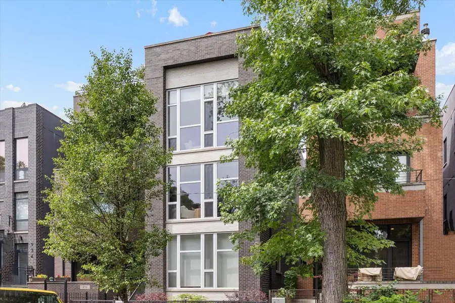 938 N Winchester Avenue #3, Chicago, IL 60622 - #2