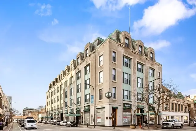 807 Church Street #211, Evanston, IL 60201 - #1