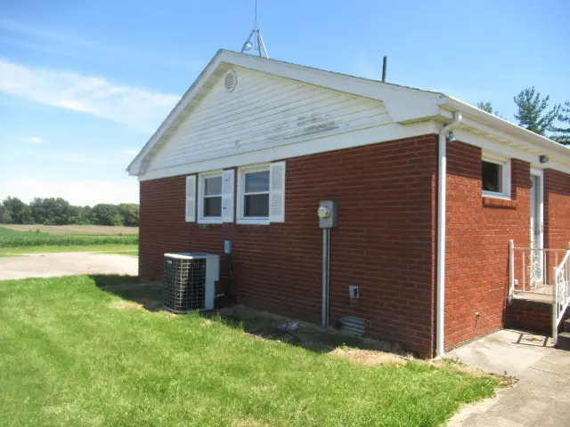 11317 Route 166 Route, Marion, IL 62959 - #3