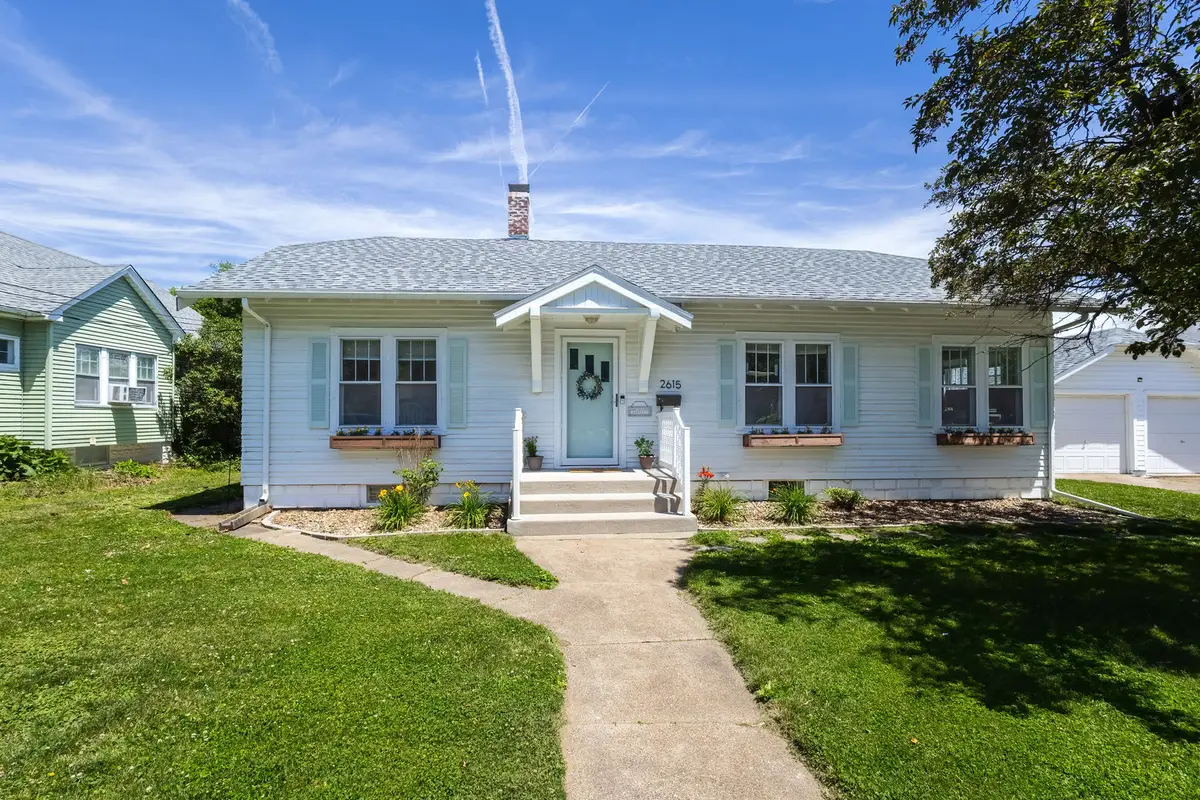 2615 30th Street, Rock Island, IL 61201 - #1