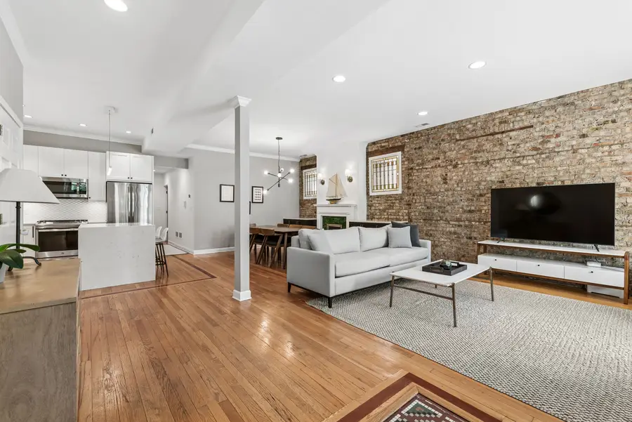 1428 W Olive Avenue #2, Chicago, IL 60660 - #2