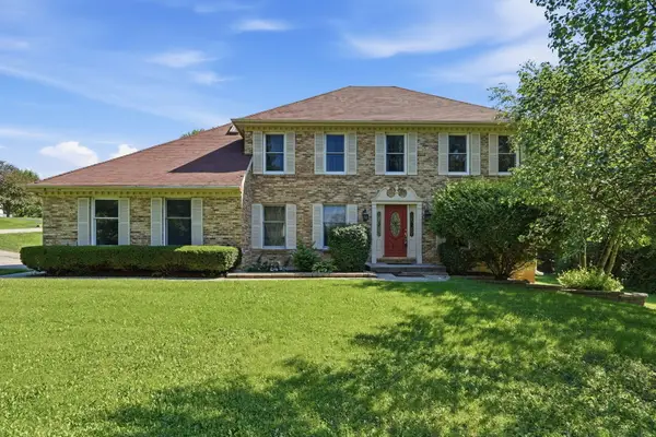 5N861 Harvest Court, St. Charles, IL 60174
