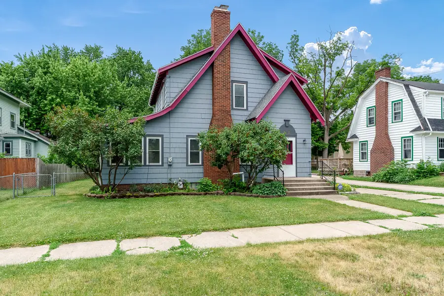 412 N State Street, Belvidere, IL 61008 - #2