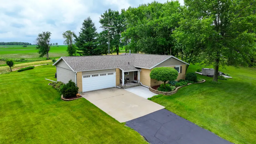 24165 Hillcrest Drive, Sterling, IL 61081 - #3