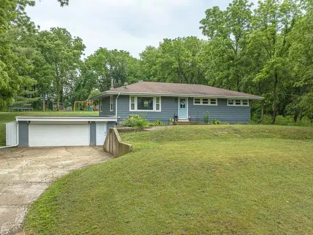 7272 N Il Rt 2, Leaf River, IL 61047 - #1