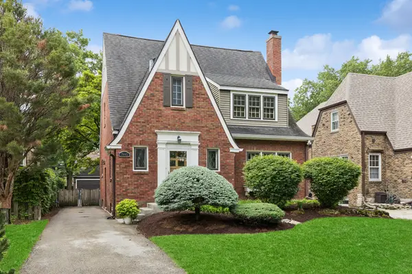 7605 Washington Boulevard, River Forest, IL 60305