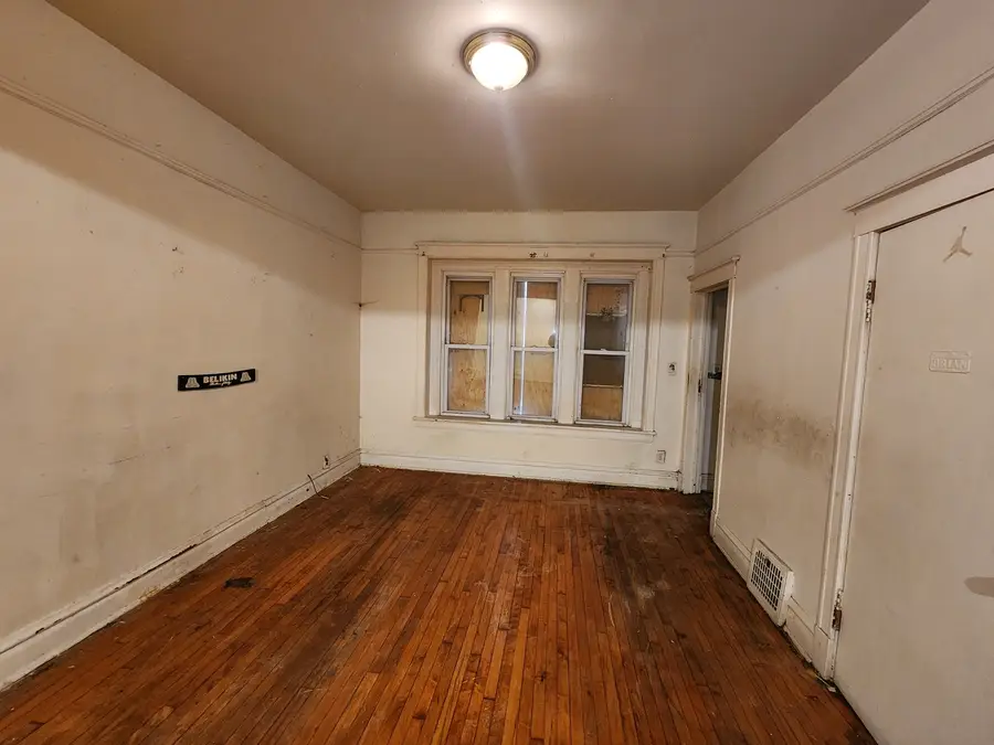 5242 S Sangamon Street, Chicago, IL 60609 - #3