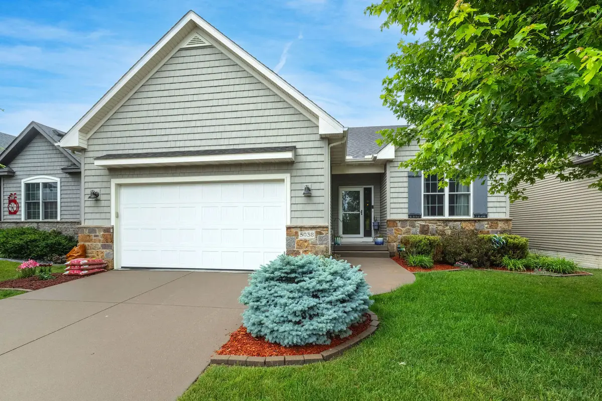 5038 Emeis View Court, Davenport, IA 52804 - #1