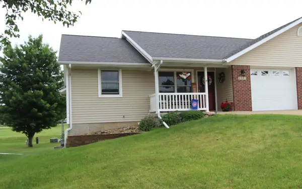 1117 6th Avenue #1, Fulton, IL 61252