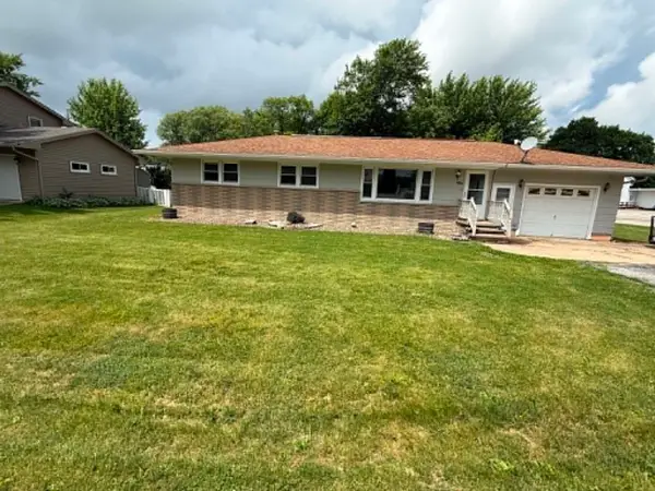 206 S Park Street, Alpha, IL 61413