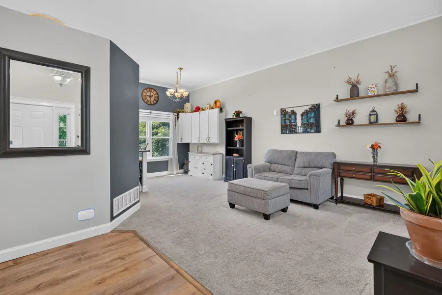 2067 Stephen Street, Aurora, IL 60502 - #3