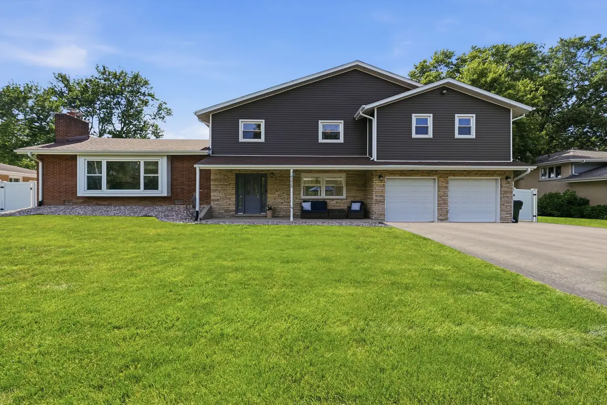 14226 S Chickasaw Trail, Homer Glen, IL 60491 - #1