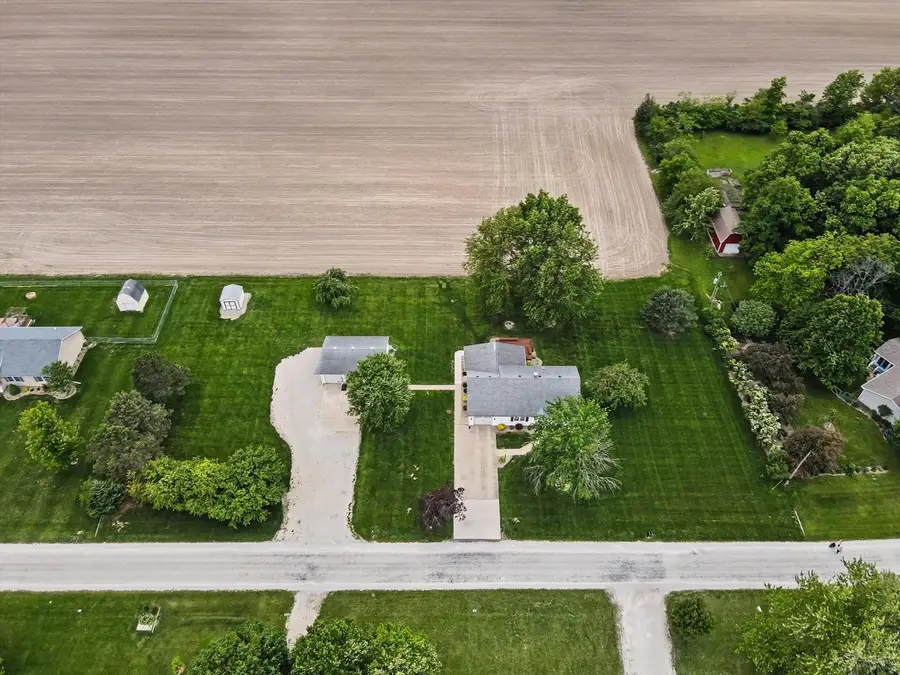137 Chippewa Drive, Loda, IL 60948 - #2