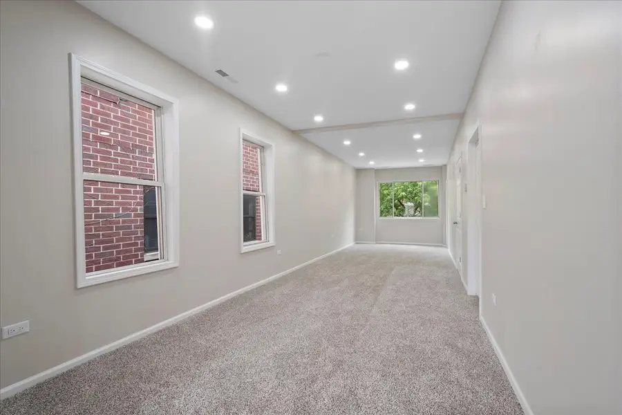 1831 N California Avenue, Chicago, IL 60647 - #3