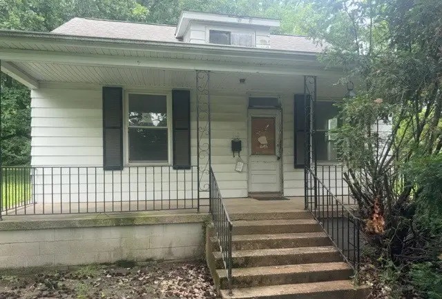 215 N Herman Street, Lebanon, IL 62254 - #2