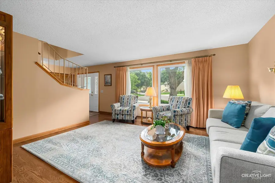 30W110 Avondale Court, Warrenville, IL 60555 - #3