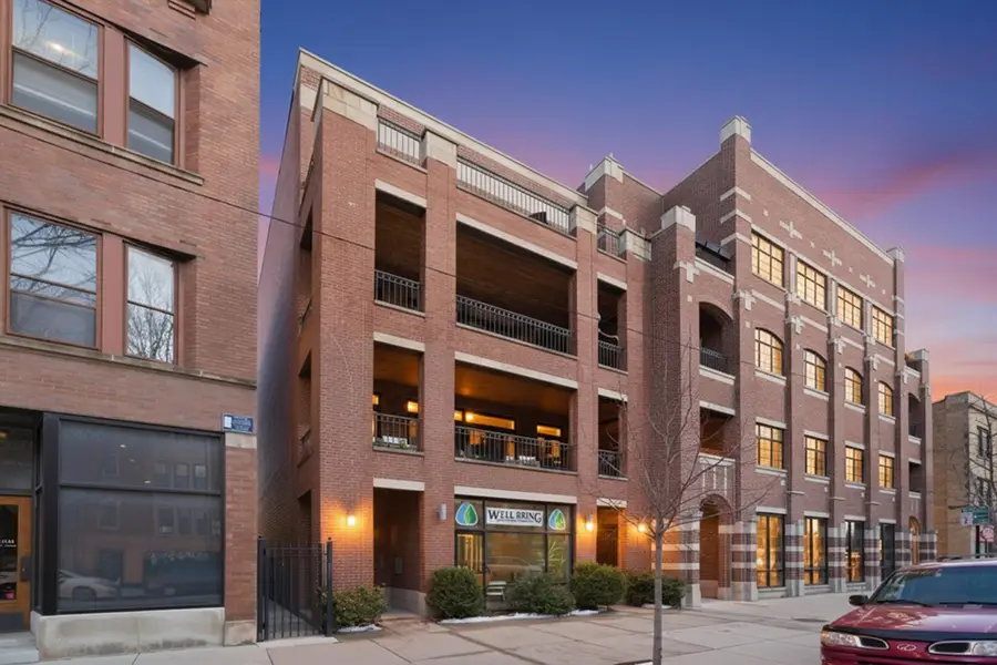 4821 N Damen Avenue N #4, Chicago, IL 60625 - #2