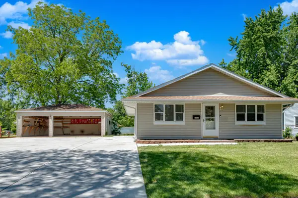 1310 Klein Drive, Streamwood, IL 60107