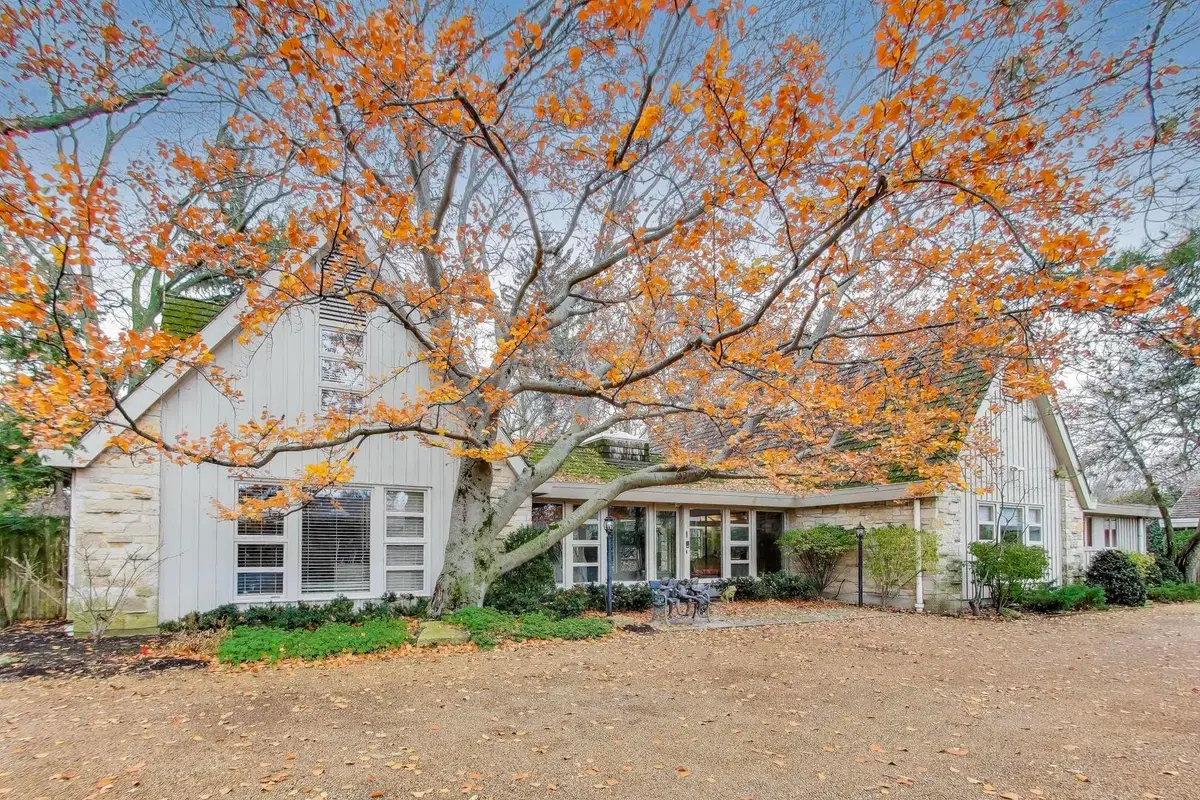 42 Woodley Road, Winnetka, IL 60093 - #1