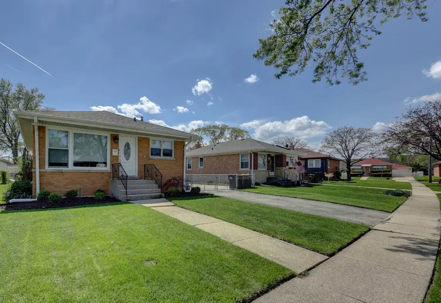 9973 Wilson Avenue, Schiller Park, IL 60176 - #3