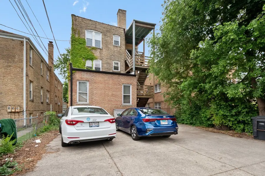 2732 W Greenleaf Avenue #3, Chicago, IL 60645 - #3