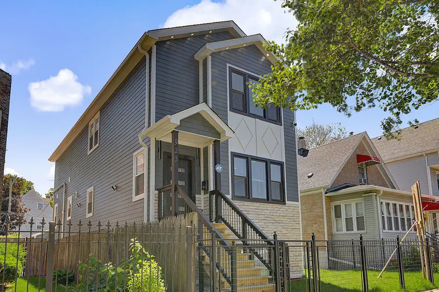 923 N Massasoit Avenue, Chicago, IL 60651 - #2