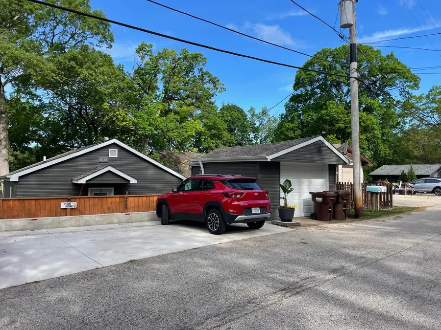 4909 Wildwood Drive, McHenry, IL 60051 - #3