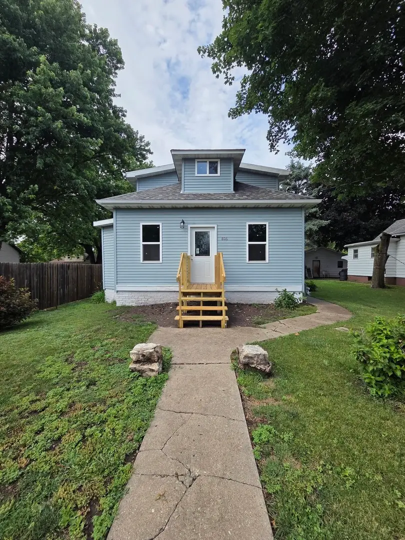 806 Maple Street, Streator, IL 61364 - #1