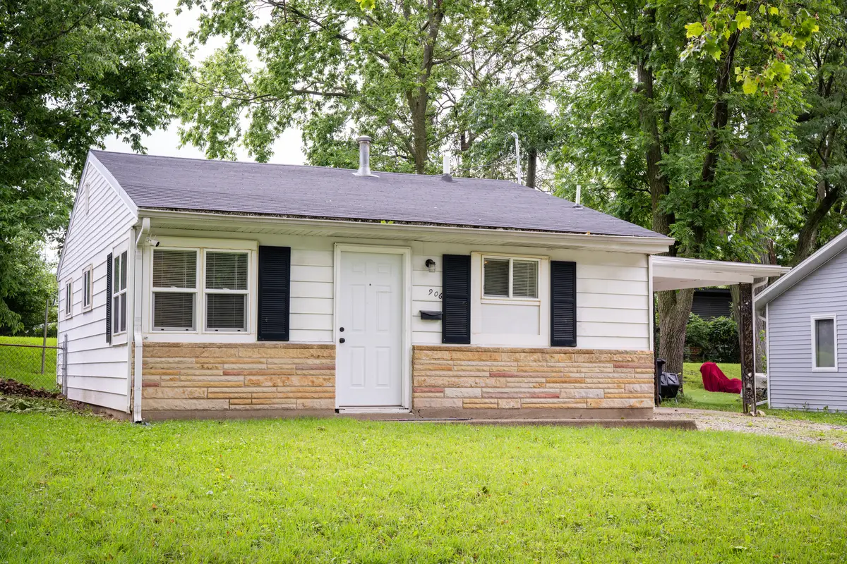 906 N Division Avenue, Urbana, IL 61801 - #1