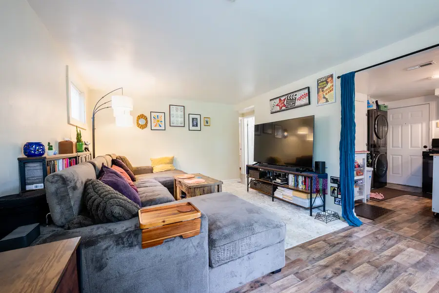 906 N Division Avenue, Urbana, IL 61801 - #3