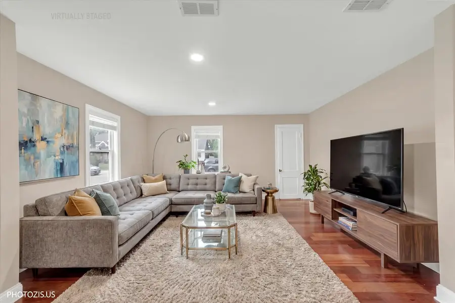 271 9th Street, Wheeling, IL 60090 - #2