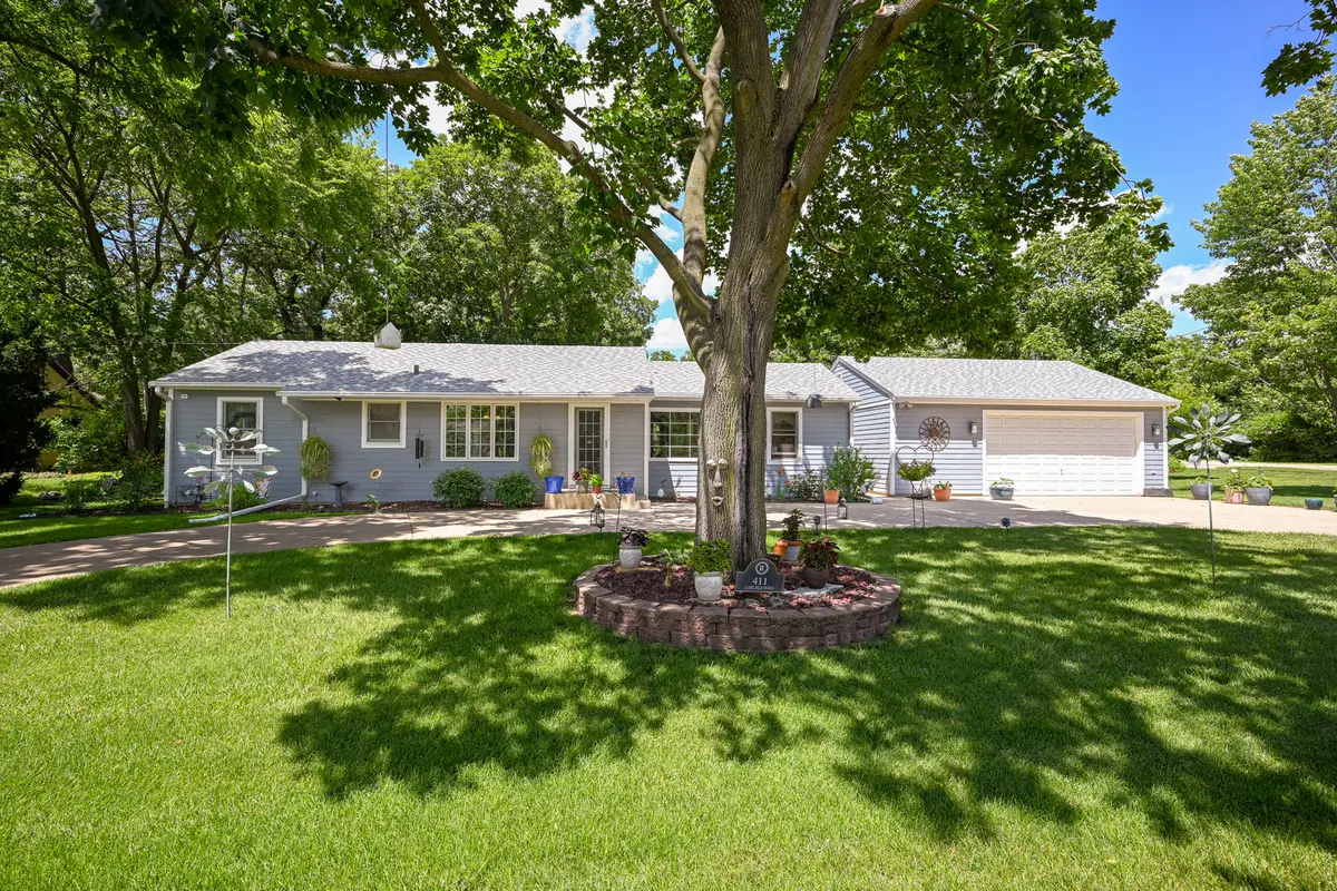 411 Carlisle Road, Batavia, IL 60510 - #1