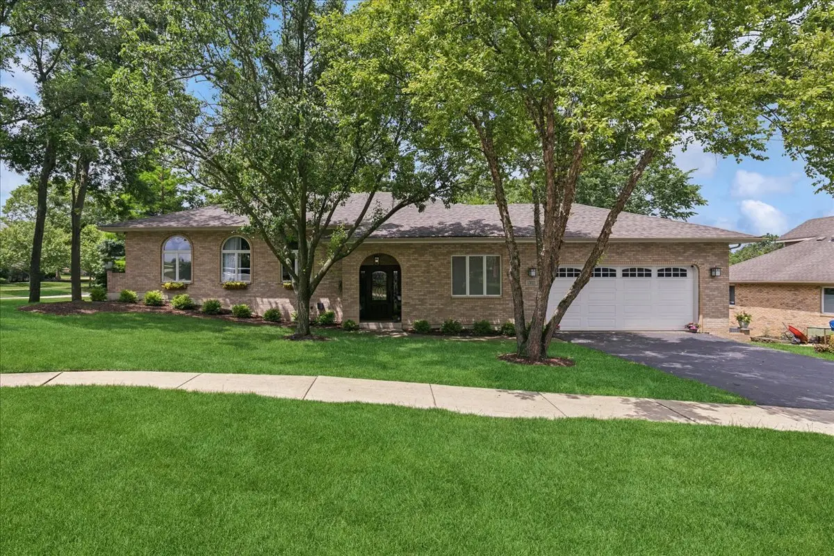 13021 W Creekside Drive, Homer Glen, IL 60491 - #1