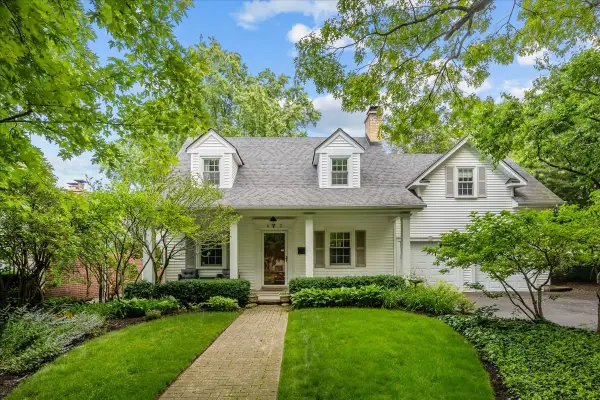 423 Pleasant Avenue, Highland Park, IL 60035