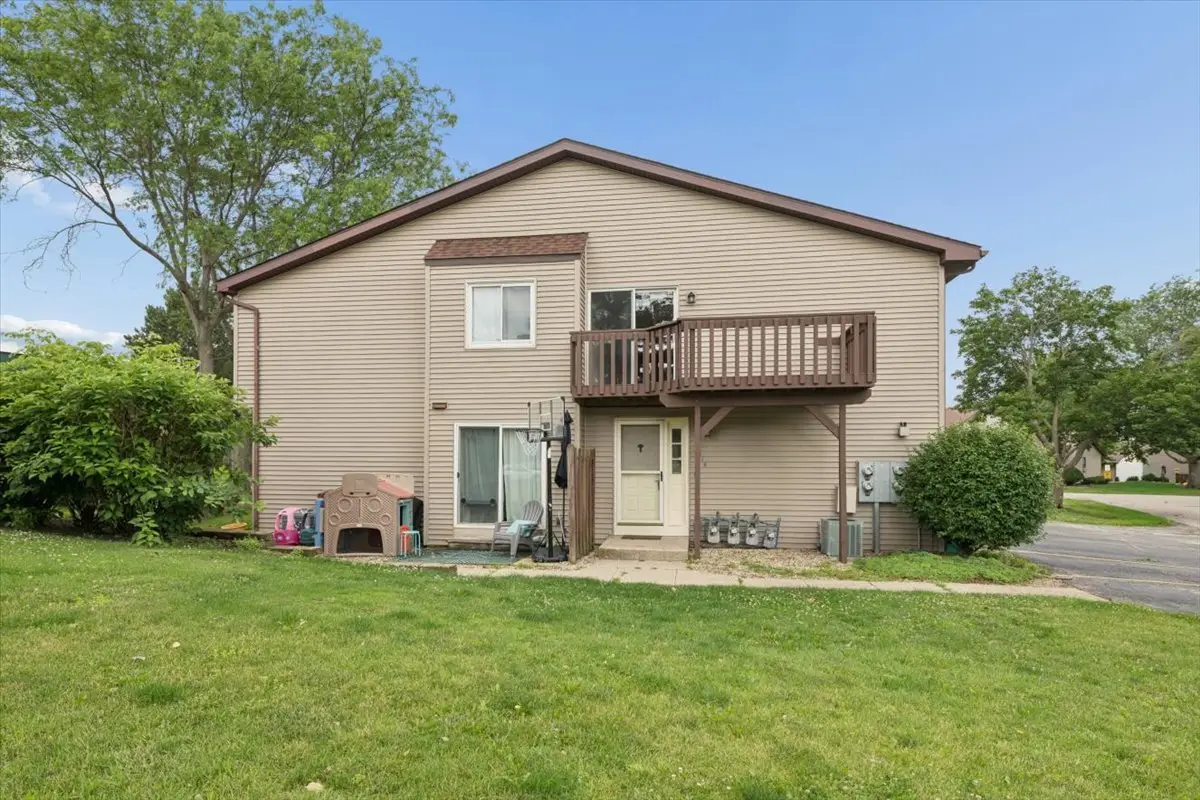 1810 Kerrybrook Court #1810, Sycamore, IL 60178 - #1