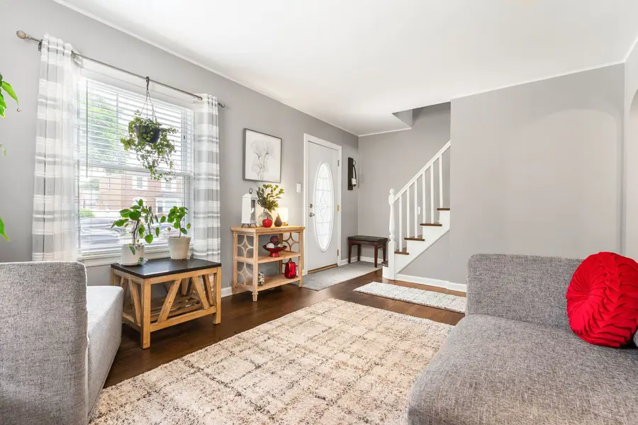7727 W Berwyn Avenue, Chicago, IL 60656 - #2