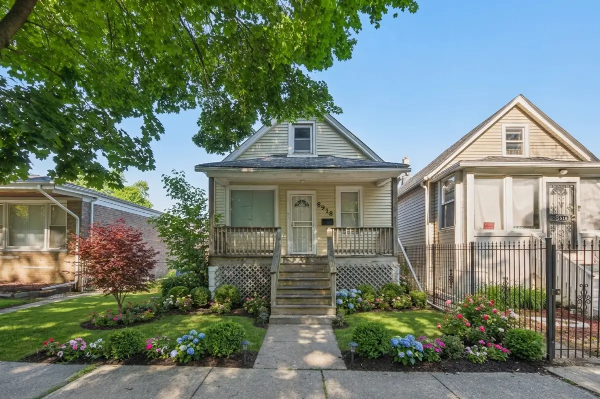 8918 S Woodlawn Avenue, Chicago, IL 60619 - #1