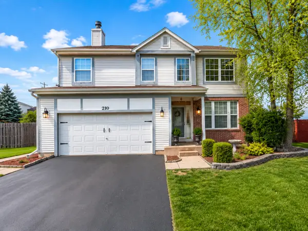 210 Balmoral Court, Glendale Heights, IL 60139