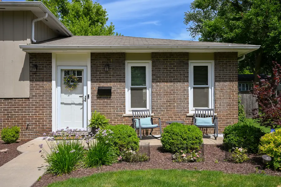1967 Nottingham Lane, Wheaton, IL 60189 - #3