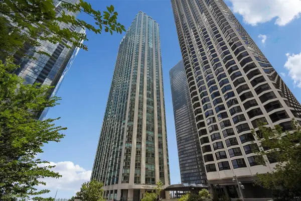 195 N Harbor Drive #1201, Chicago, IL 60601