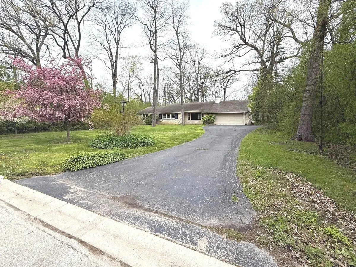 980 Mellody Road, Lake Forest, IL 60045 - #1