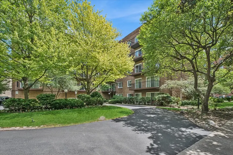 901 Hinman Avenue #3B, Evanston, IL 60202 - #3
