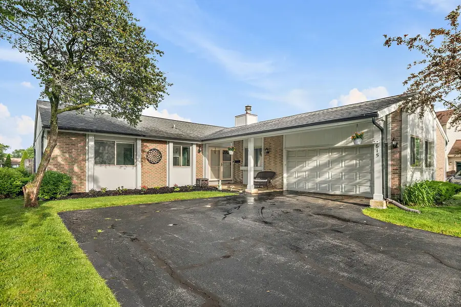 615 Lakeview Court, Roselle, IL 60172 - #3